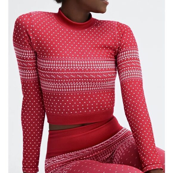 Fabletics Holly Seamless Long-Sleeve Top Cardinal Milti M NWT in packaging - Picture 2 of 6